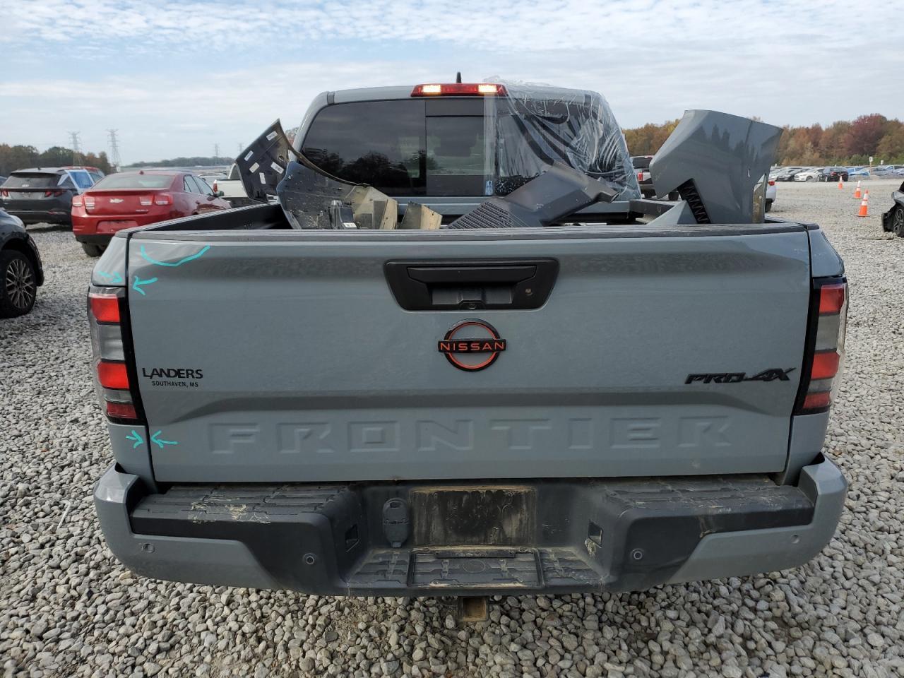 2024 NISSAN Frontier