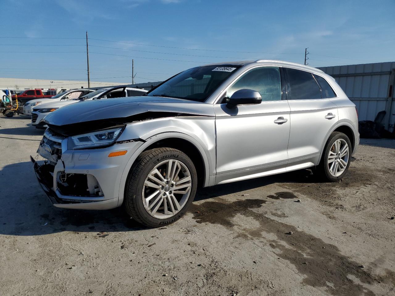 2018 AUDI Q5