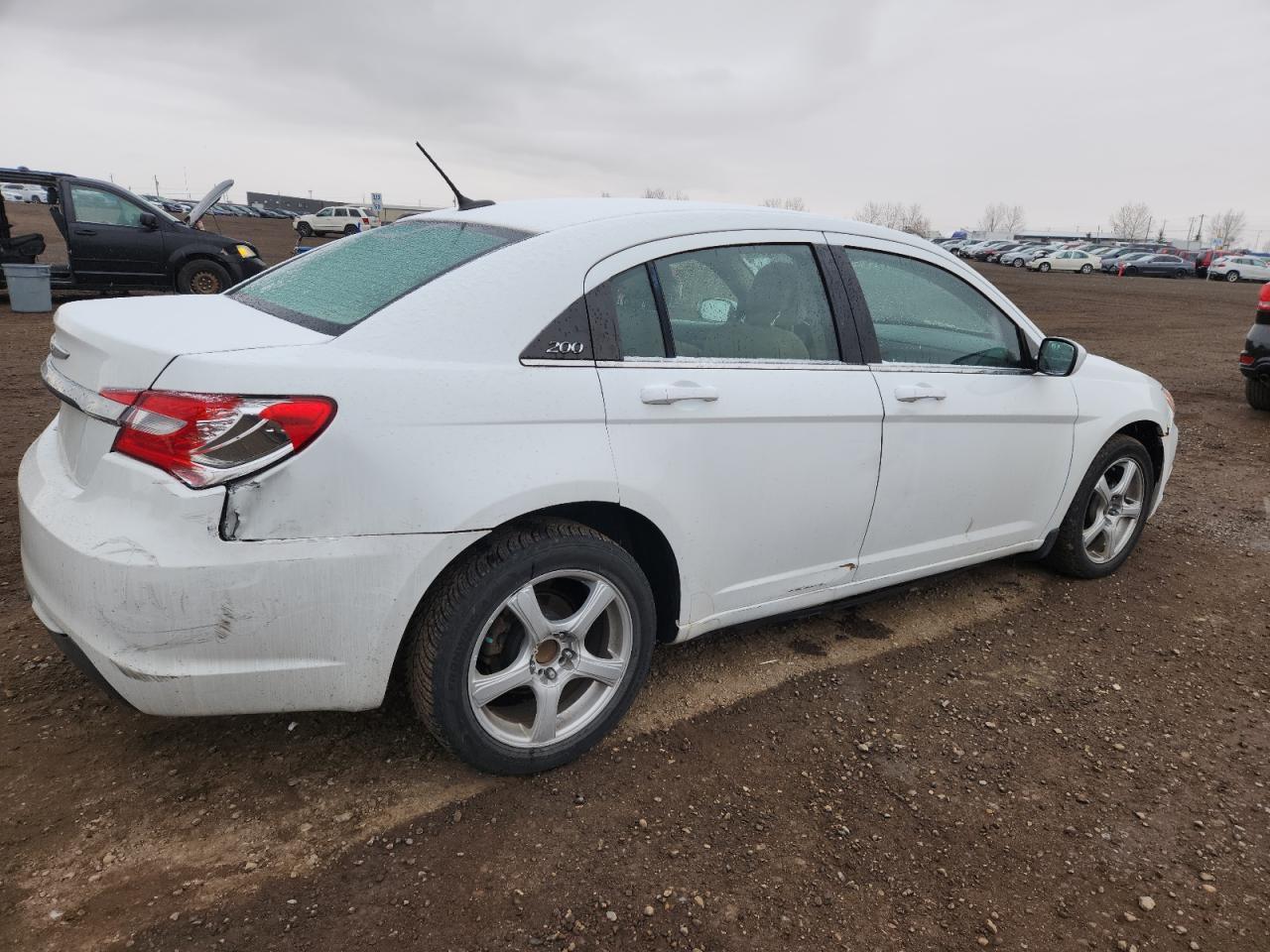 2012 CHRYSLER 200