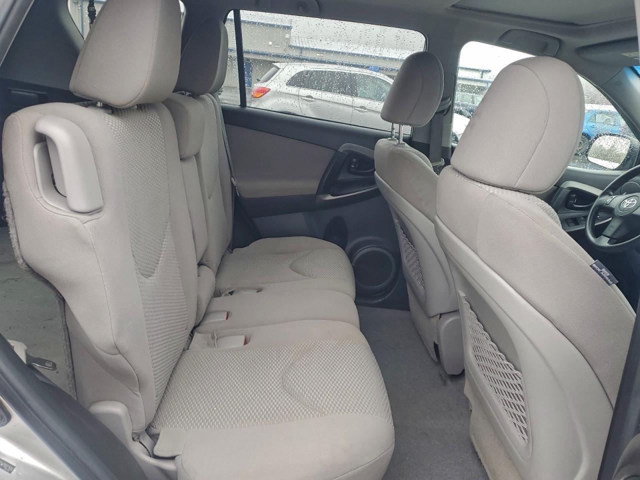 2012 TOYOTA RAV4