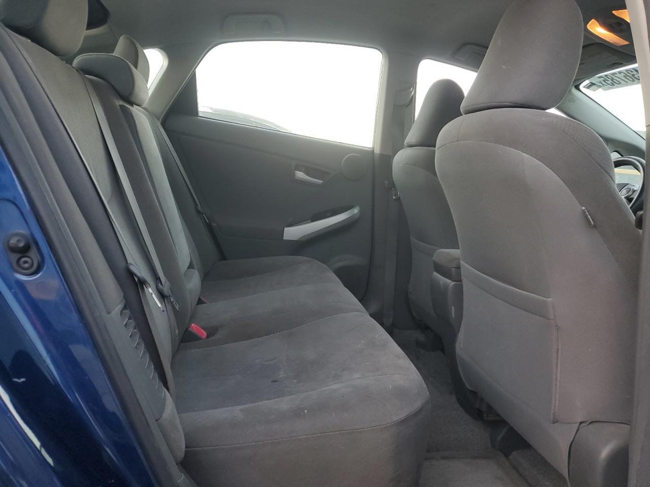 2011 TOYOTA PRIUS