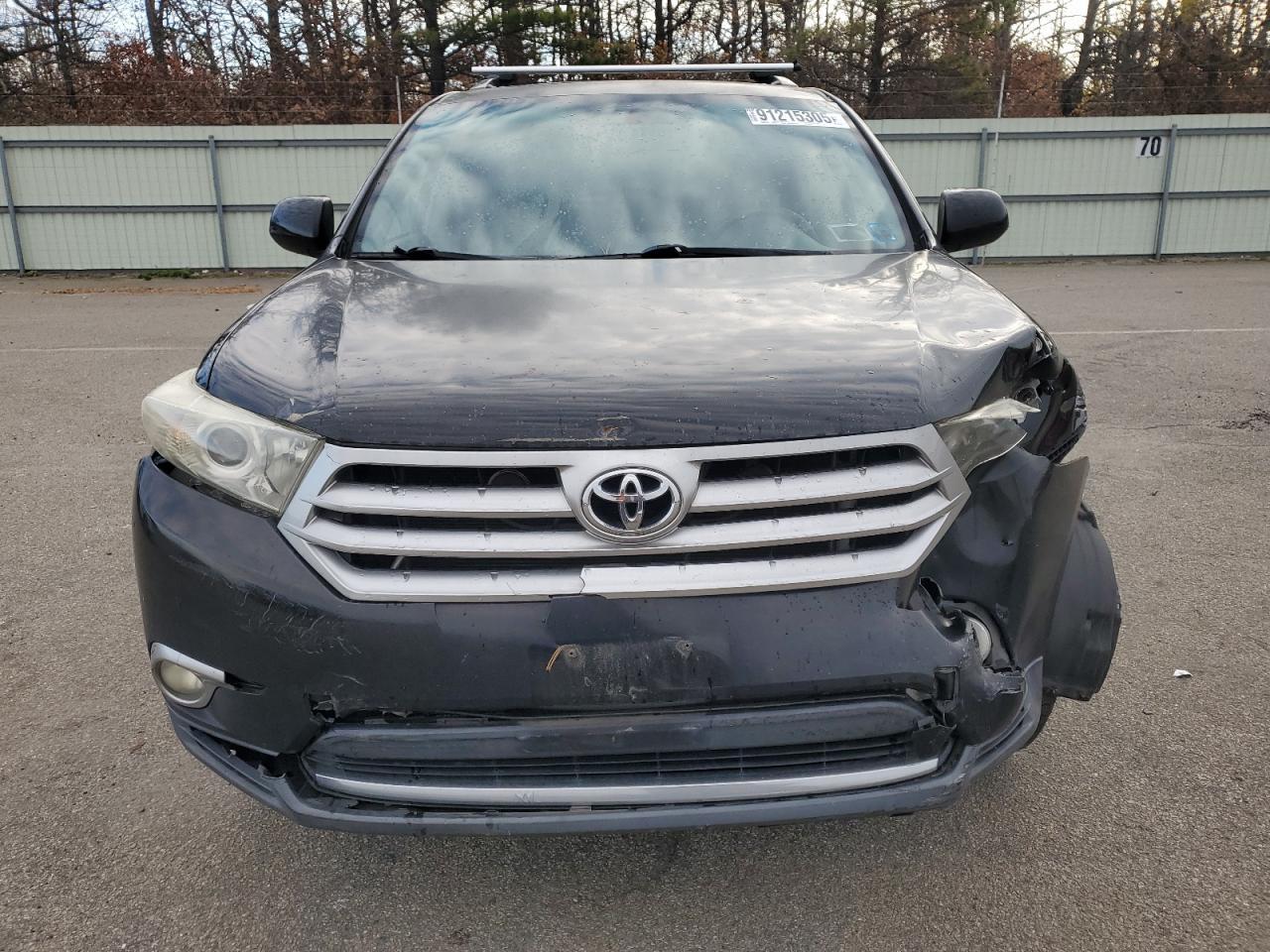 2011 TOYOTA HIGHLANDER