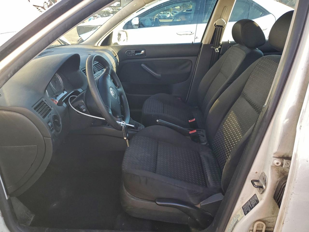 2005 VOLKSWAGEN JETTA