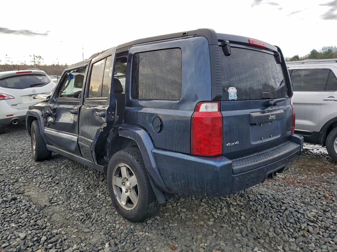 2010 JEEP Commander