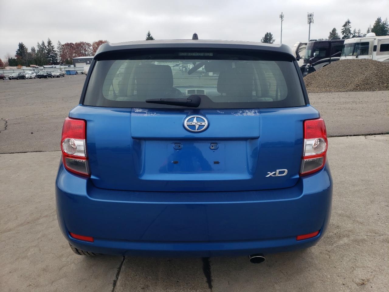 2013 TOYOTA SCION