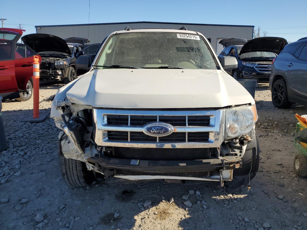 2009 FORD ESCAPE