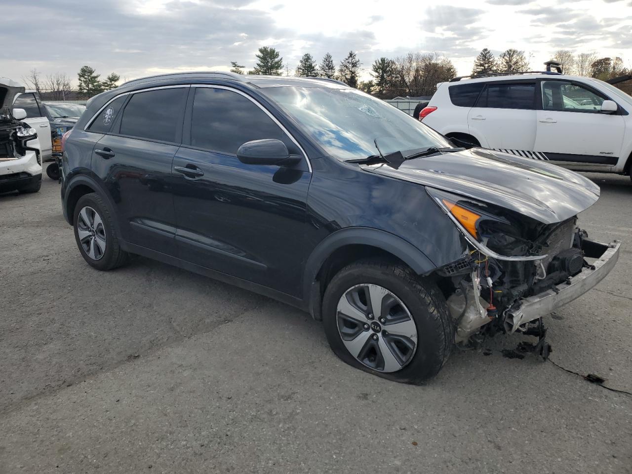 2017 KIA Niro