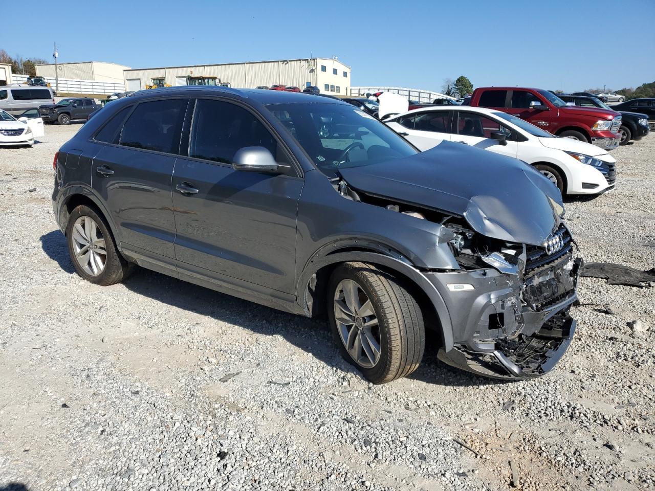 2017 AUDI Q3