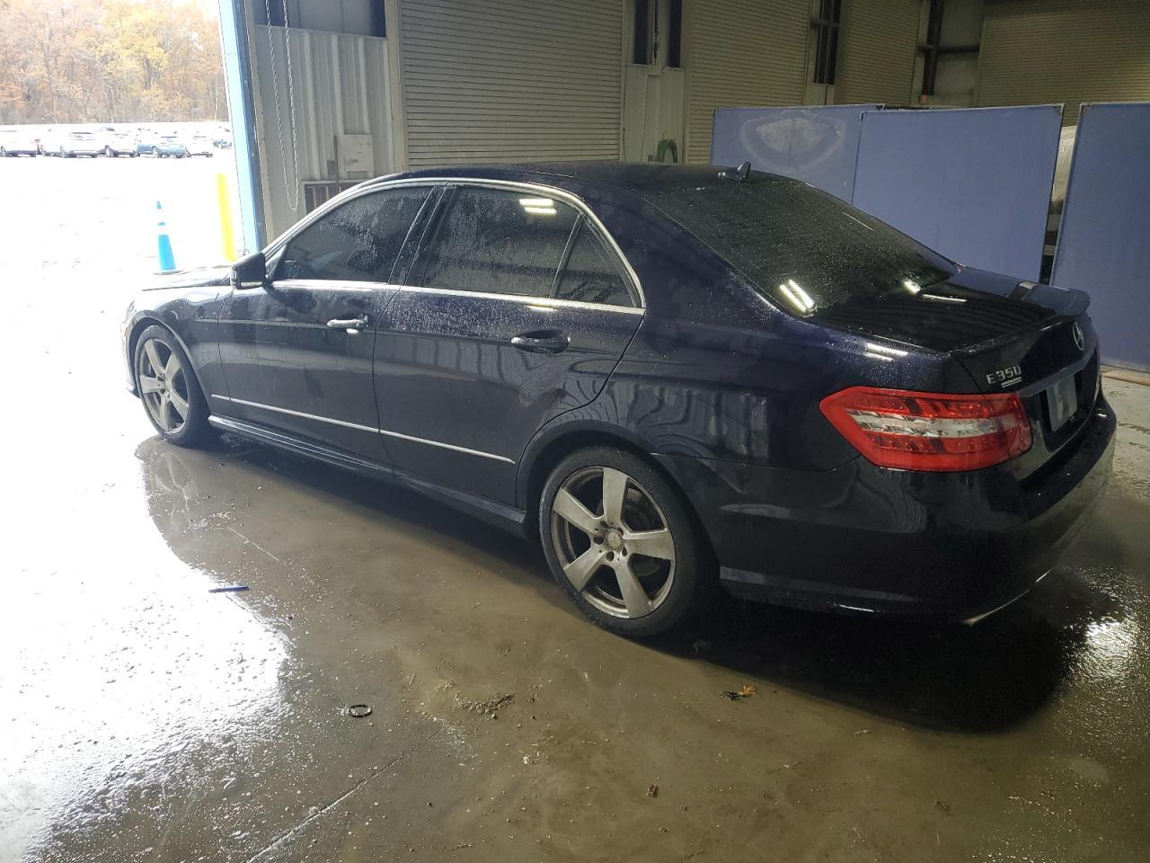 2011 MERCEDES-BENZ E-Class
