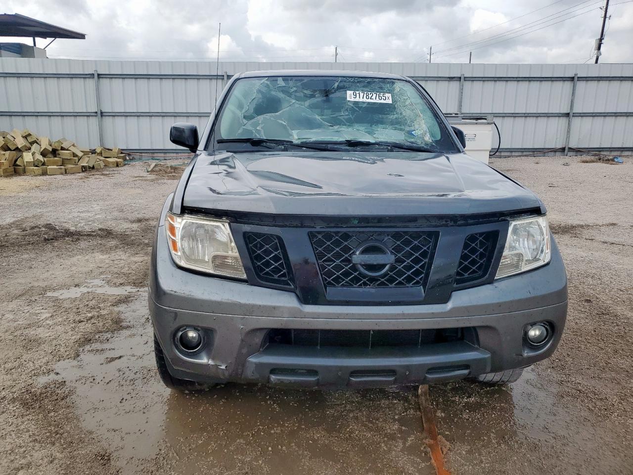 2020 NISSAN Frontier