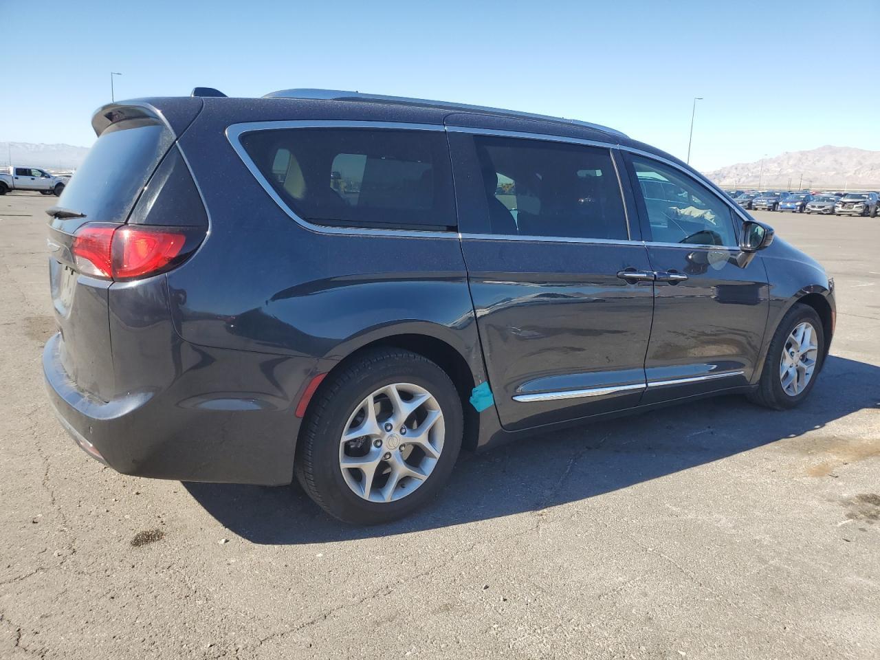 2020 CHRYSLER Pacifica