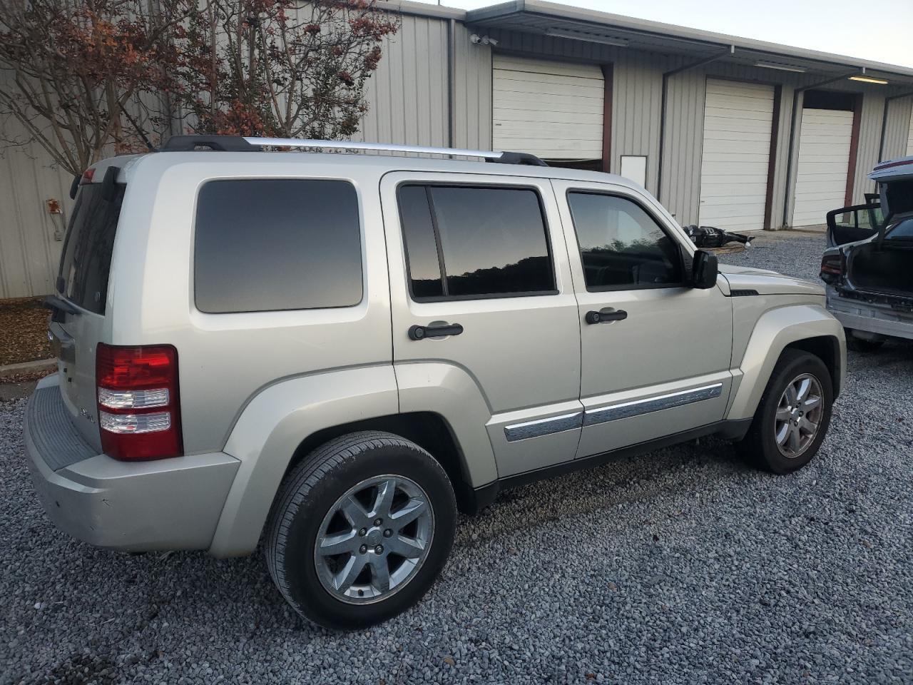 2008 JEEP Liberty