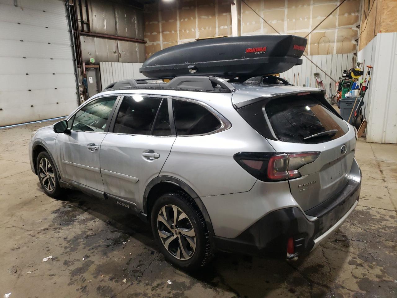 2020 SUBARU Outback