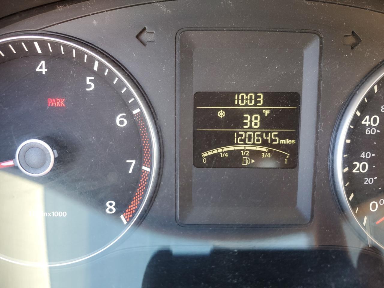 2014 VOLKSWAGEN JETTA