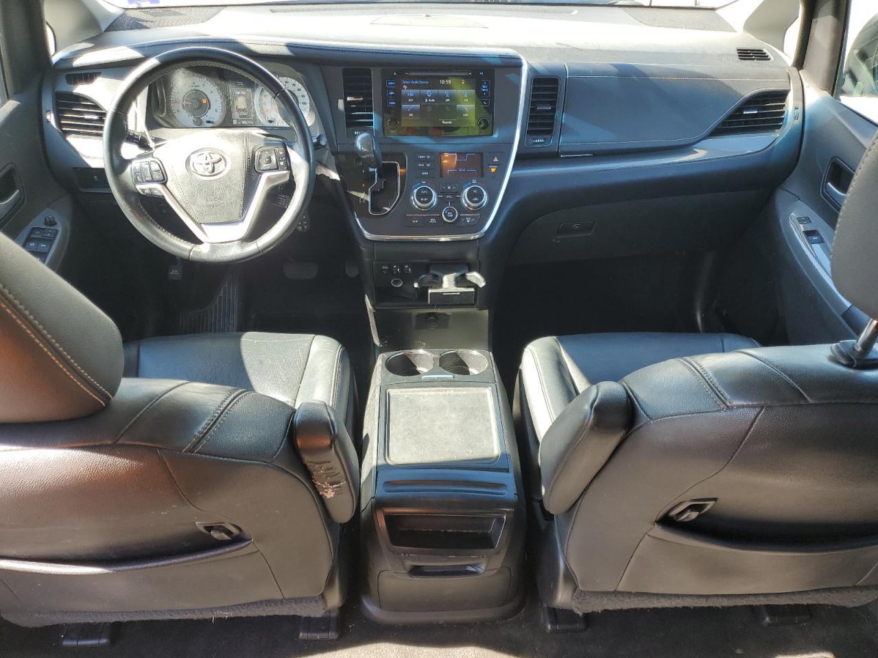 2015 TOYOTA SIENNA
