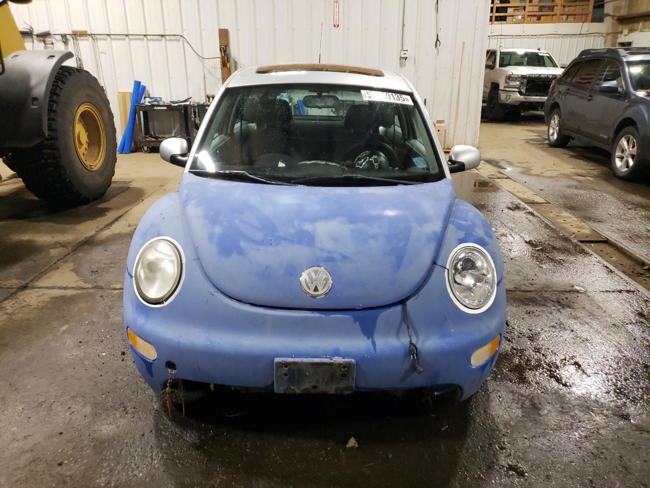 2003 VOLKSWAGEN Beetle