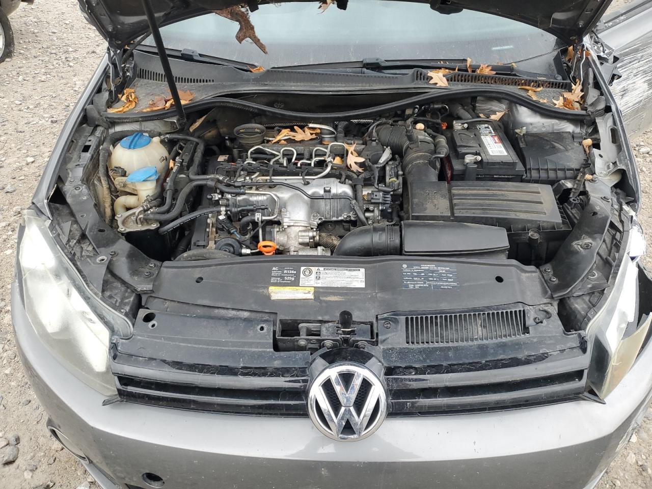2011 VOLKSWAGEN GOLF