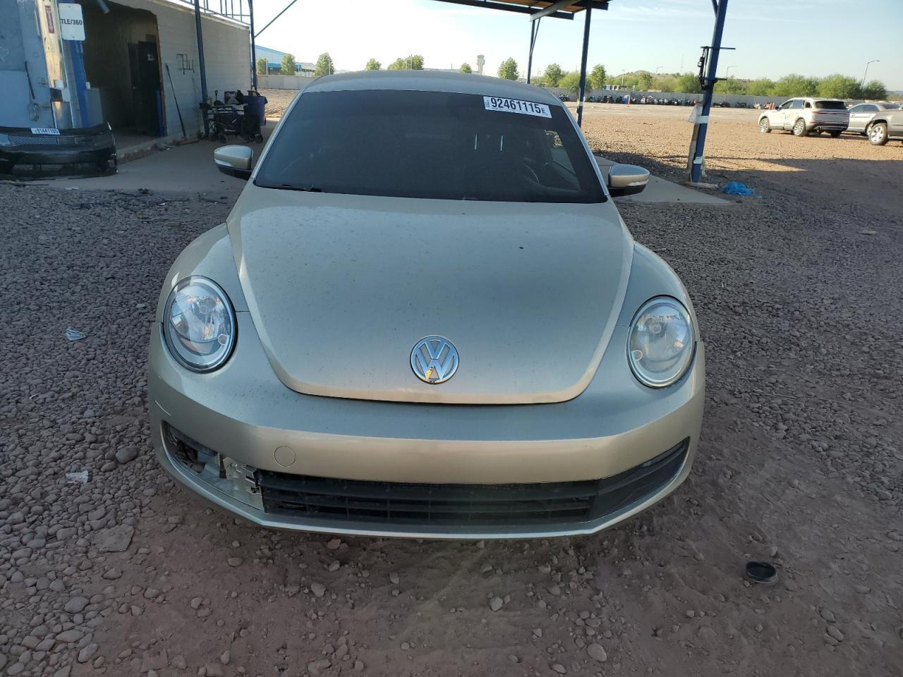 2012 VOLKSWAGEN Beetle