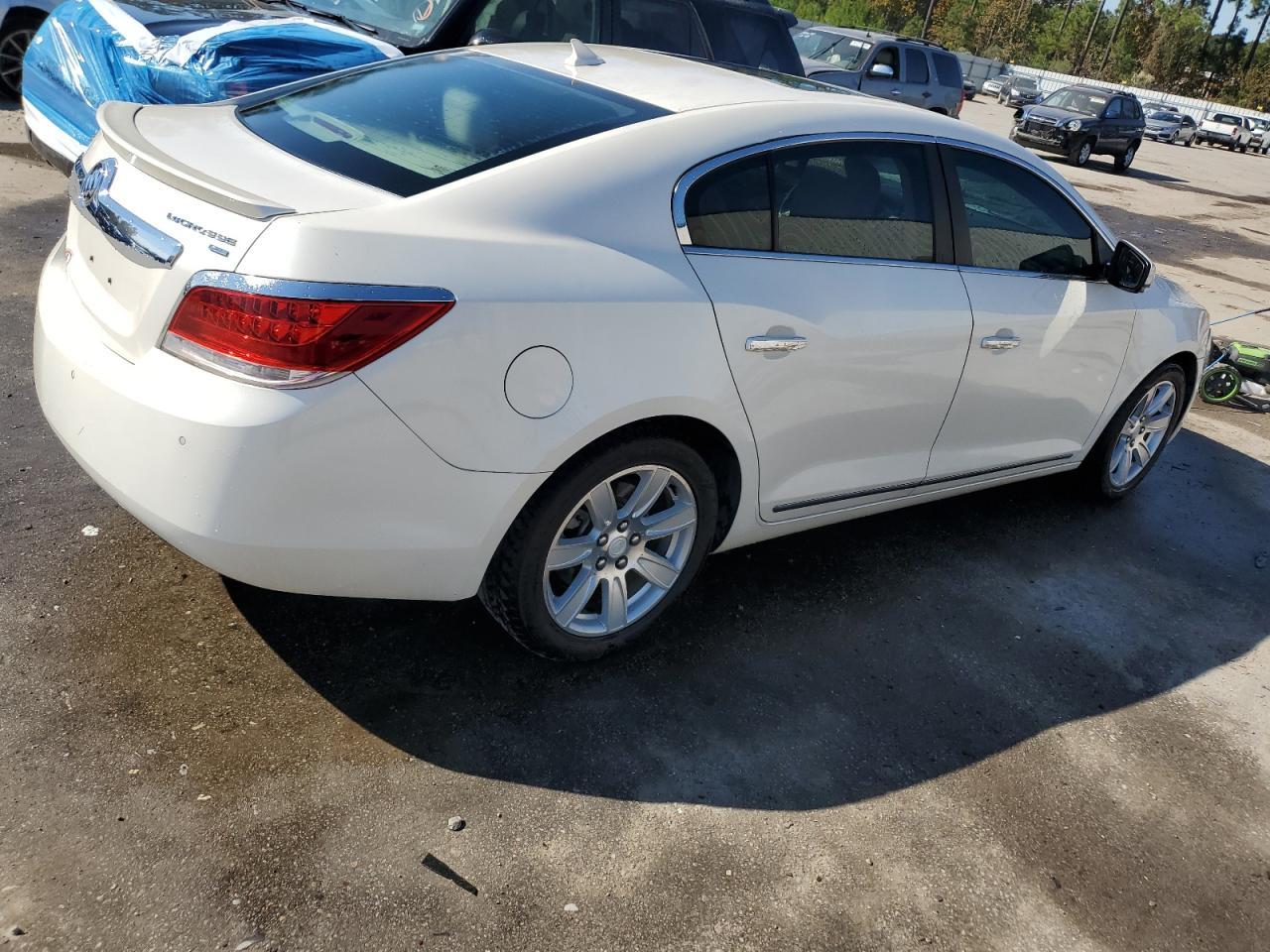 2011 BUICK LACROSSE