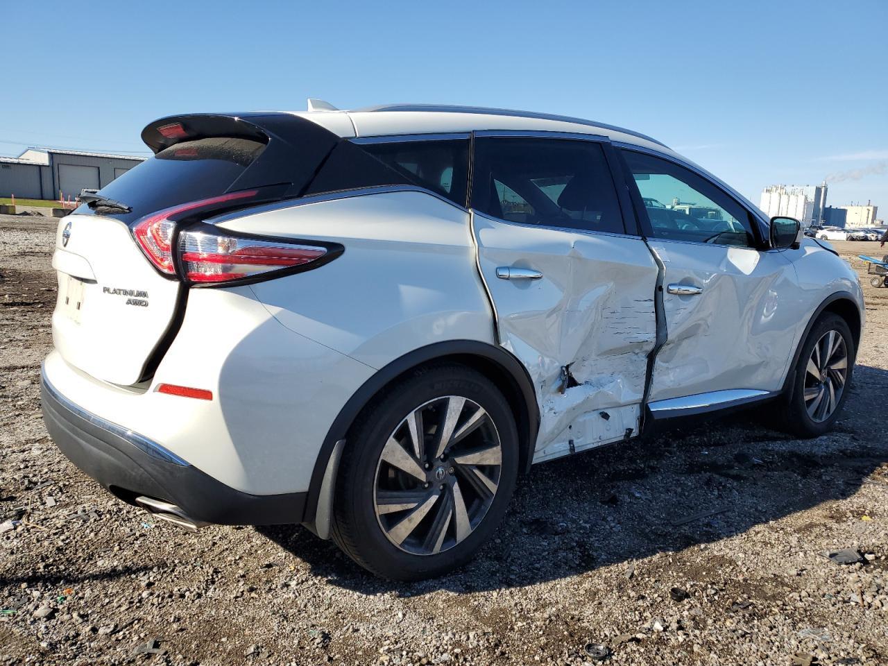 2016 NISSAN MURANO