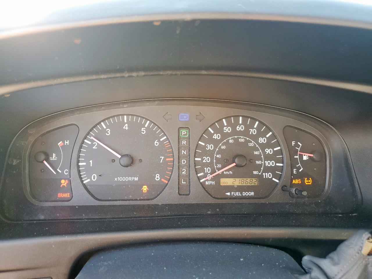 2000 TOYOTA SIENNA