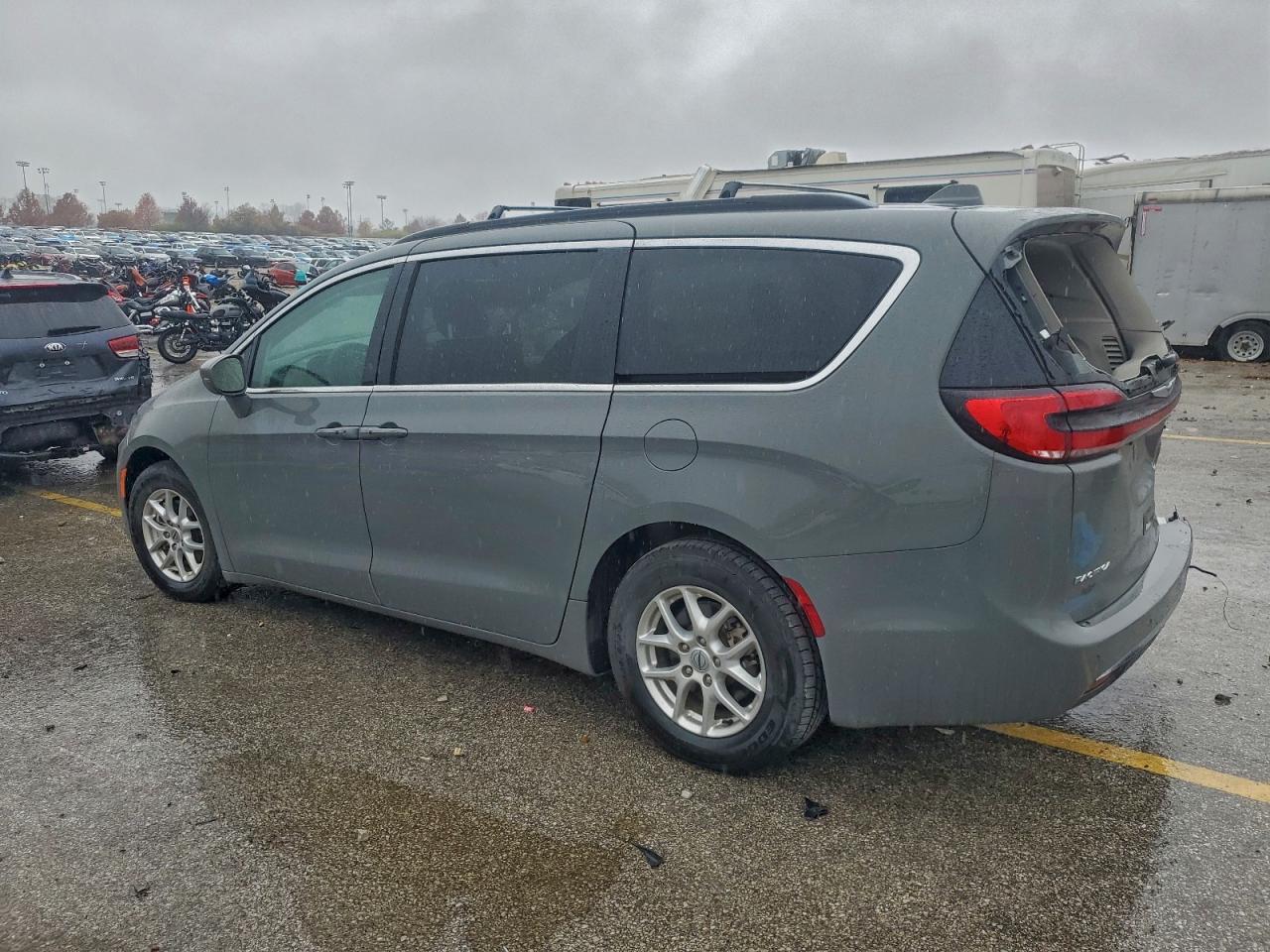 2022 CHRYSLER Pacifica