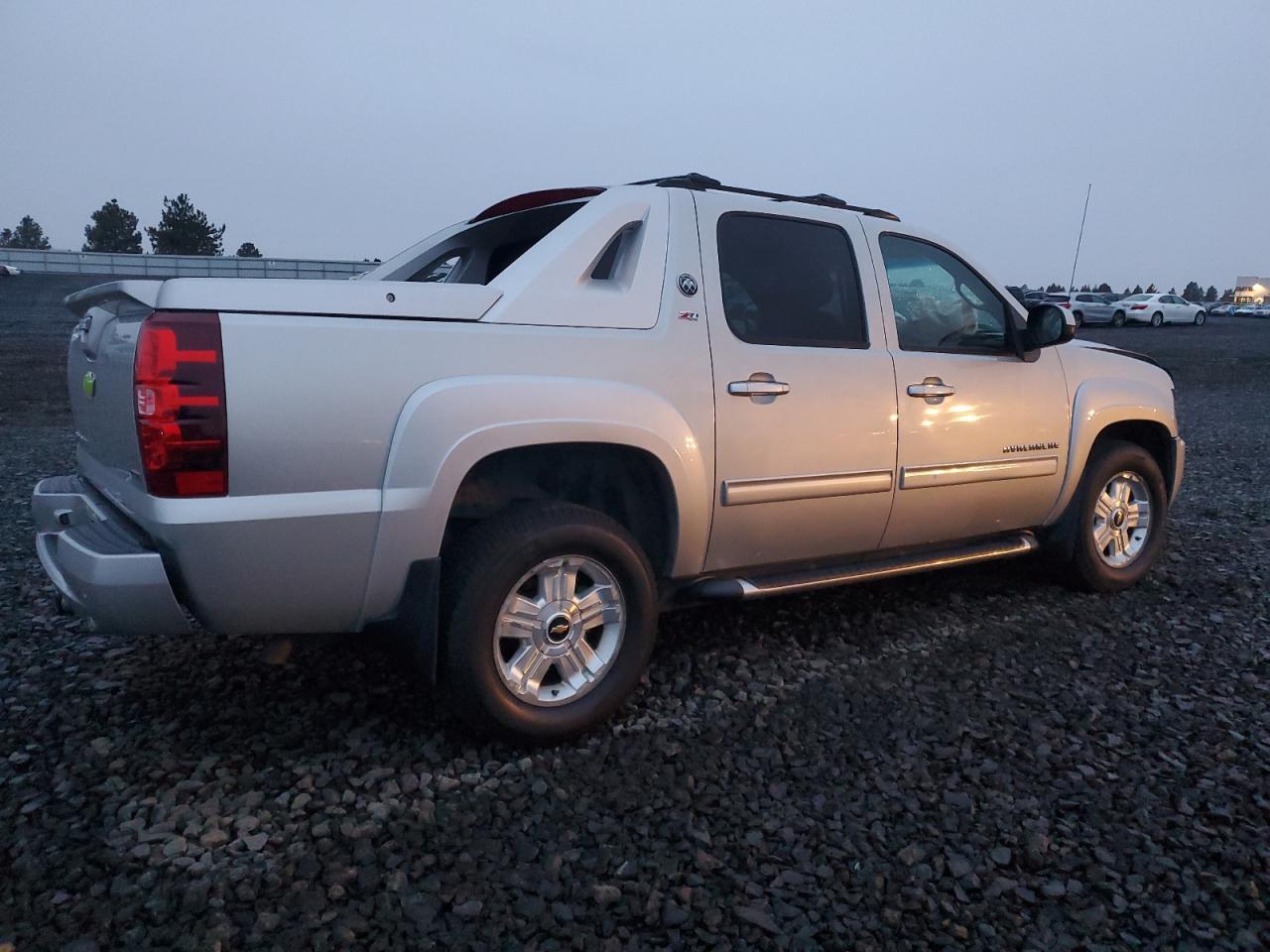 2011 CHEVROLET Avalanche