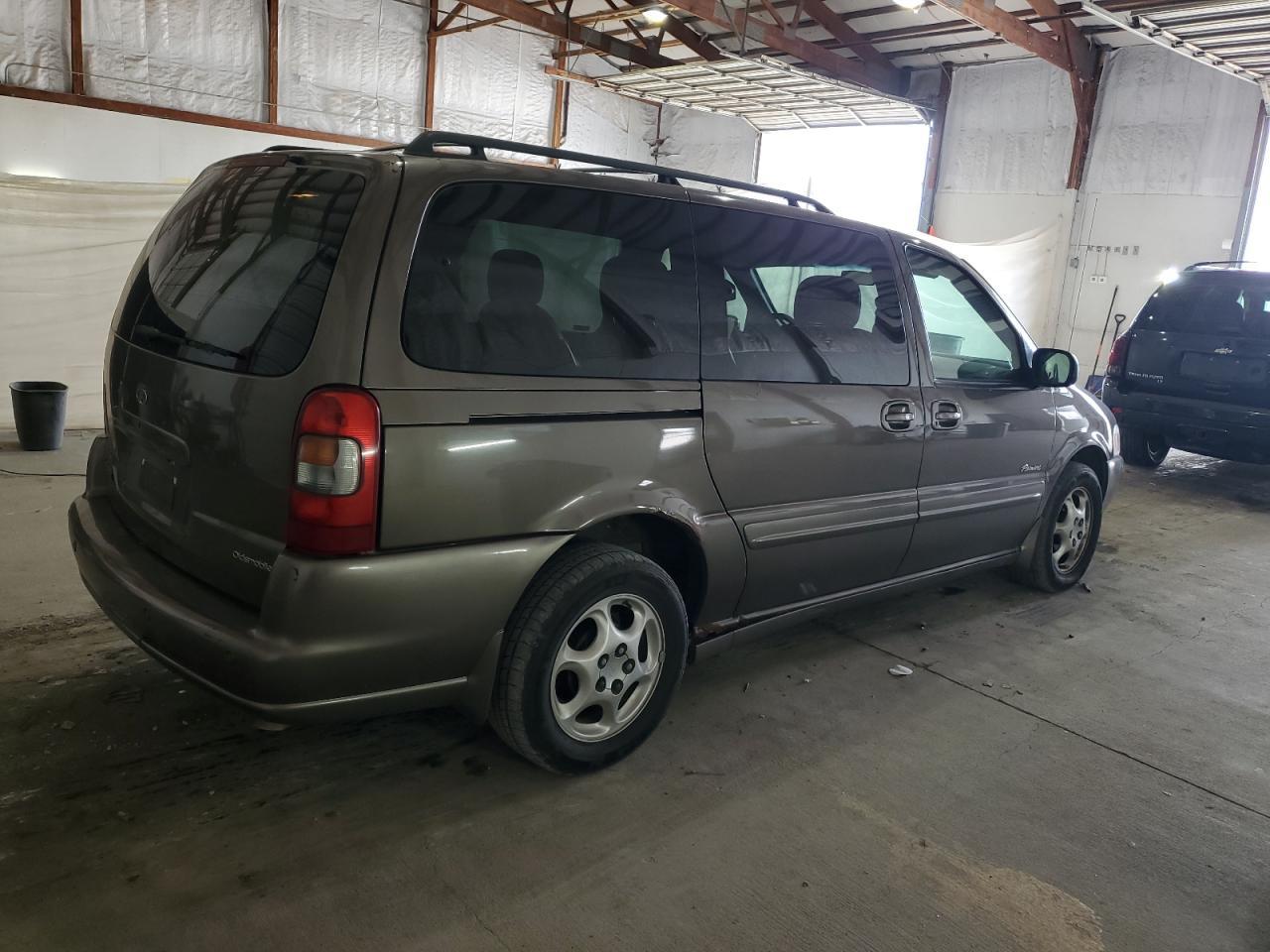 2002 OLDSMOBILE Silhouette