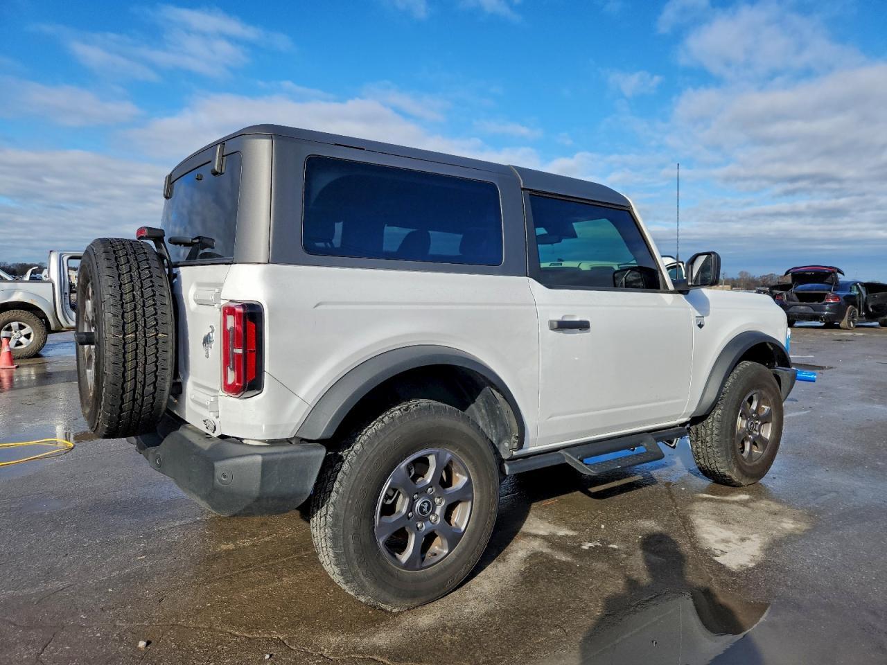 2023 FORD Bronco