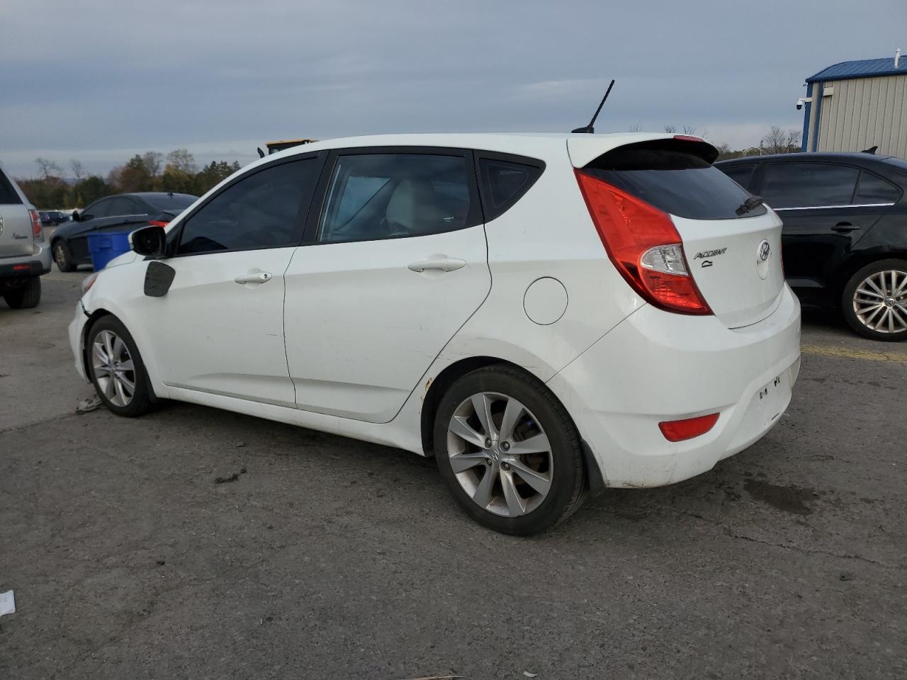 2013 HYUNDAI ACCENT