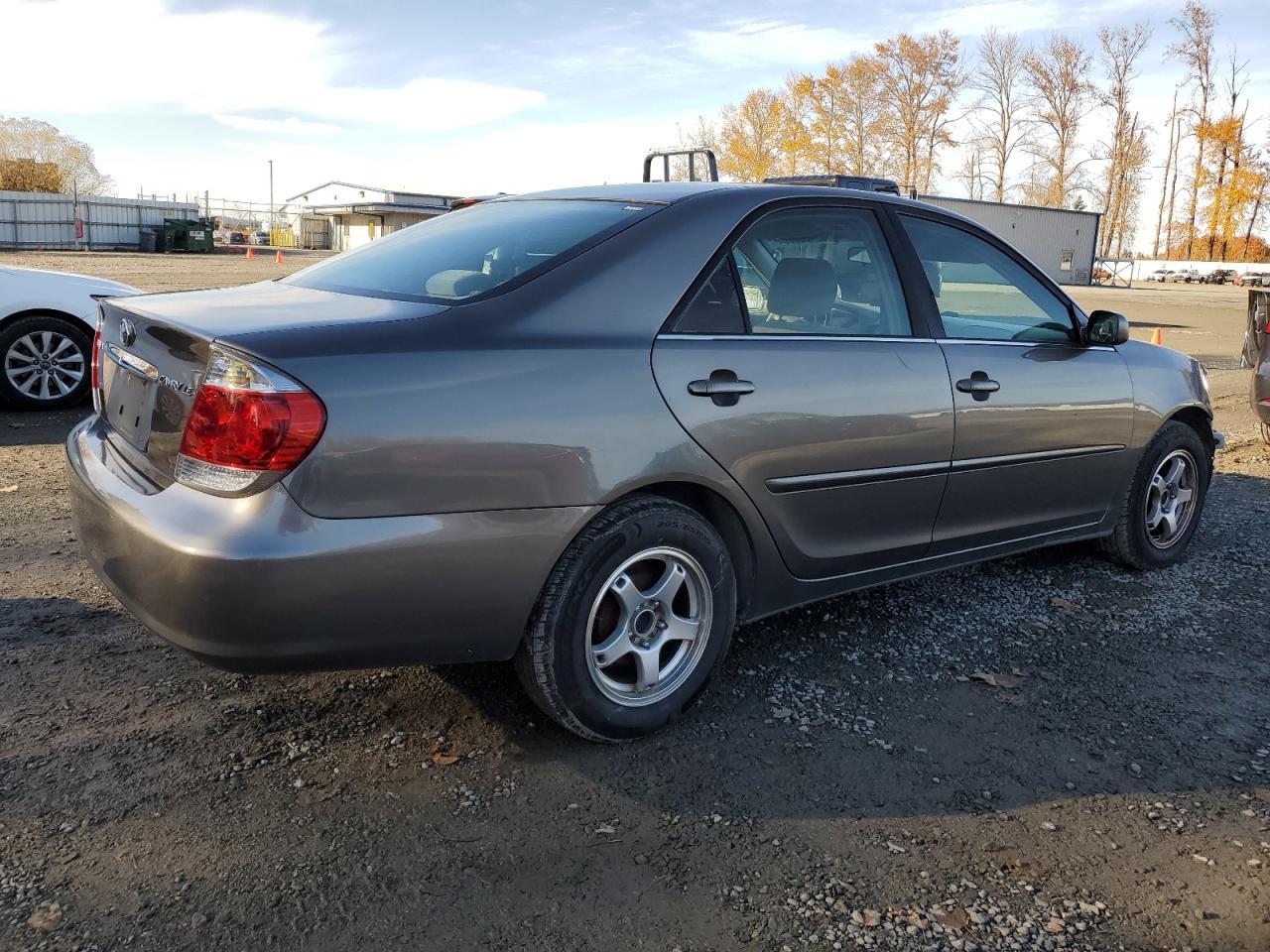 2005 TOYOTA CAMRY