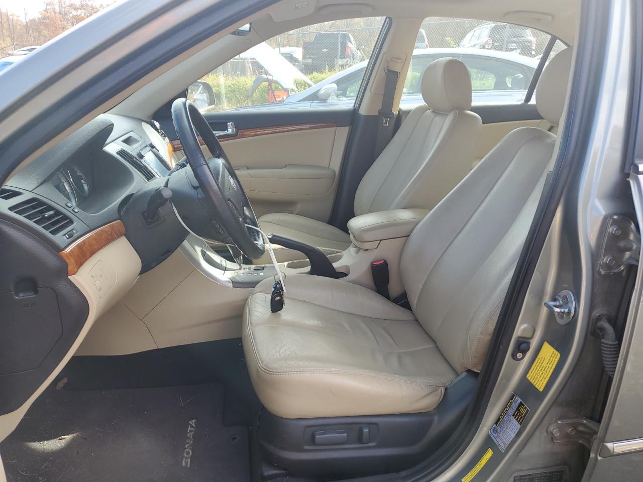 2009 HYUNDAI SONATA