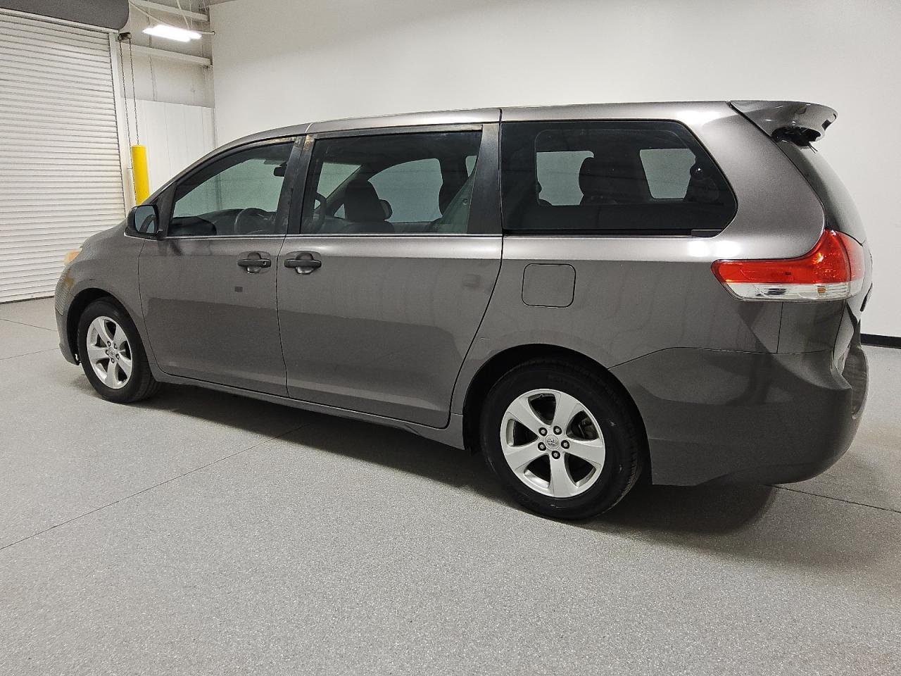 2014 TOYOTA SIENNA