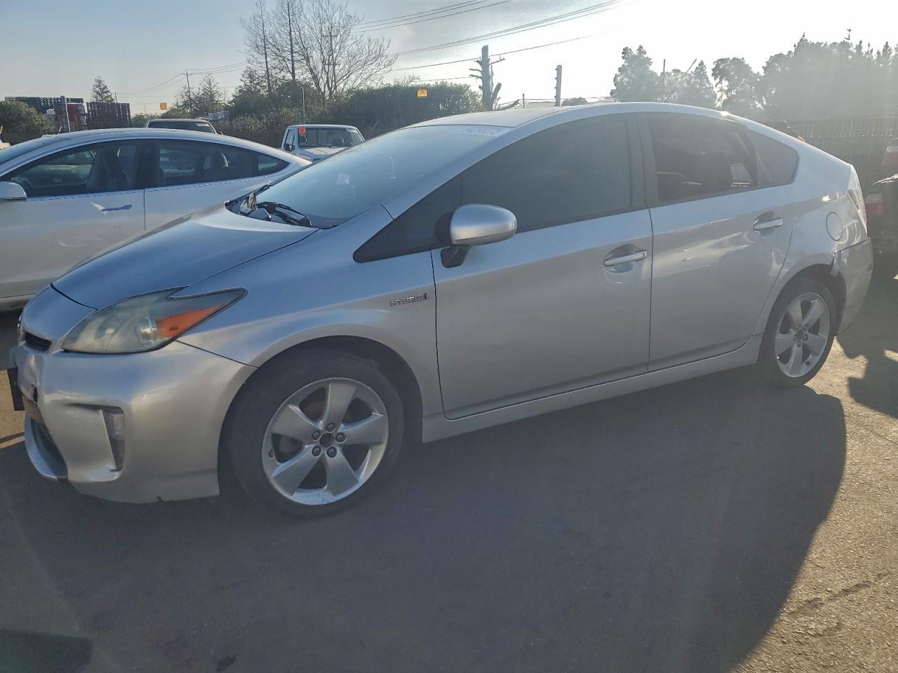 2015 TOYOTA PRIUS