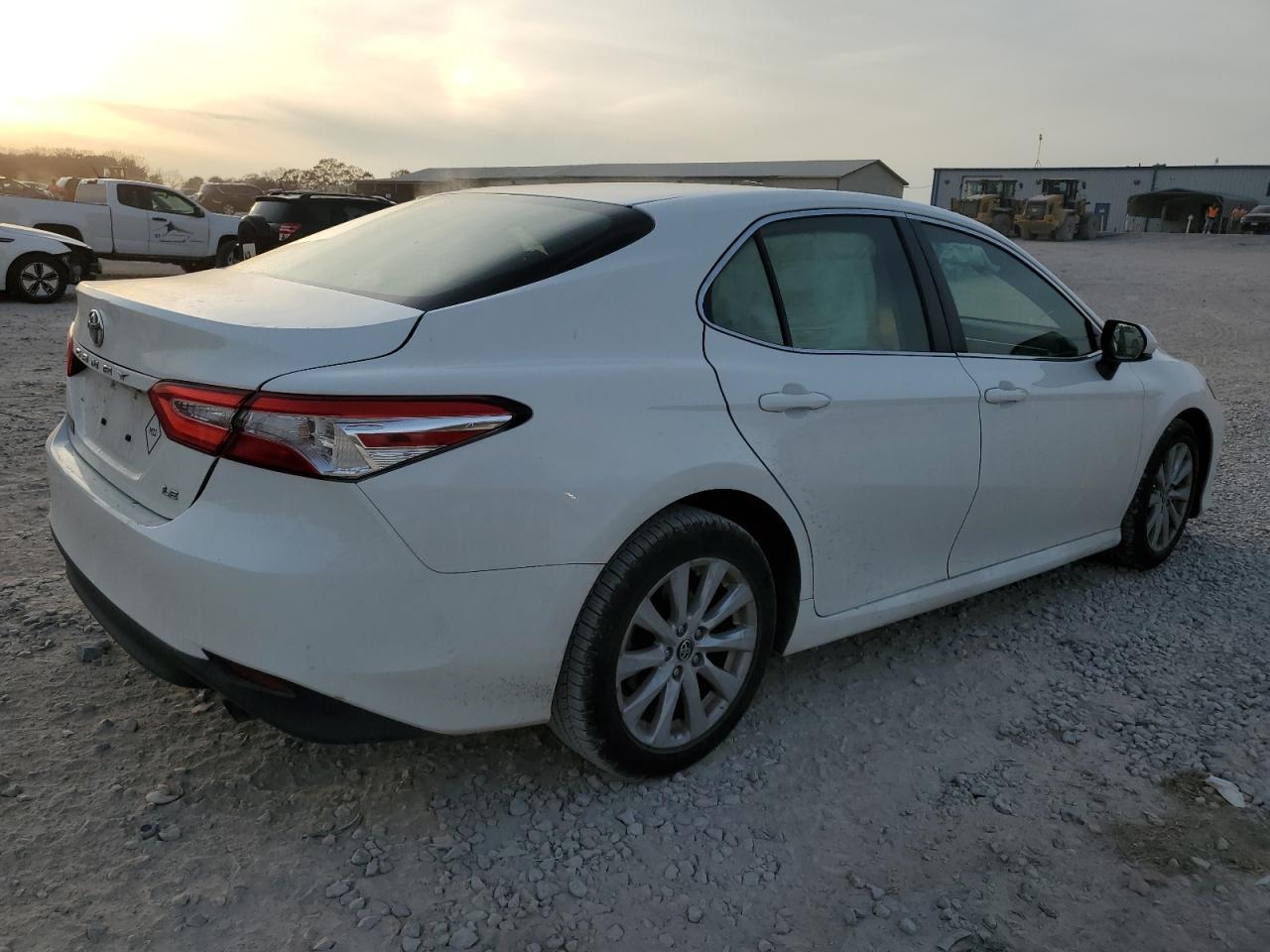 2018 TOYOTA CAMRY