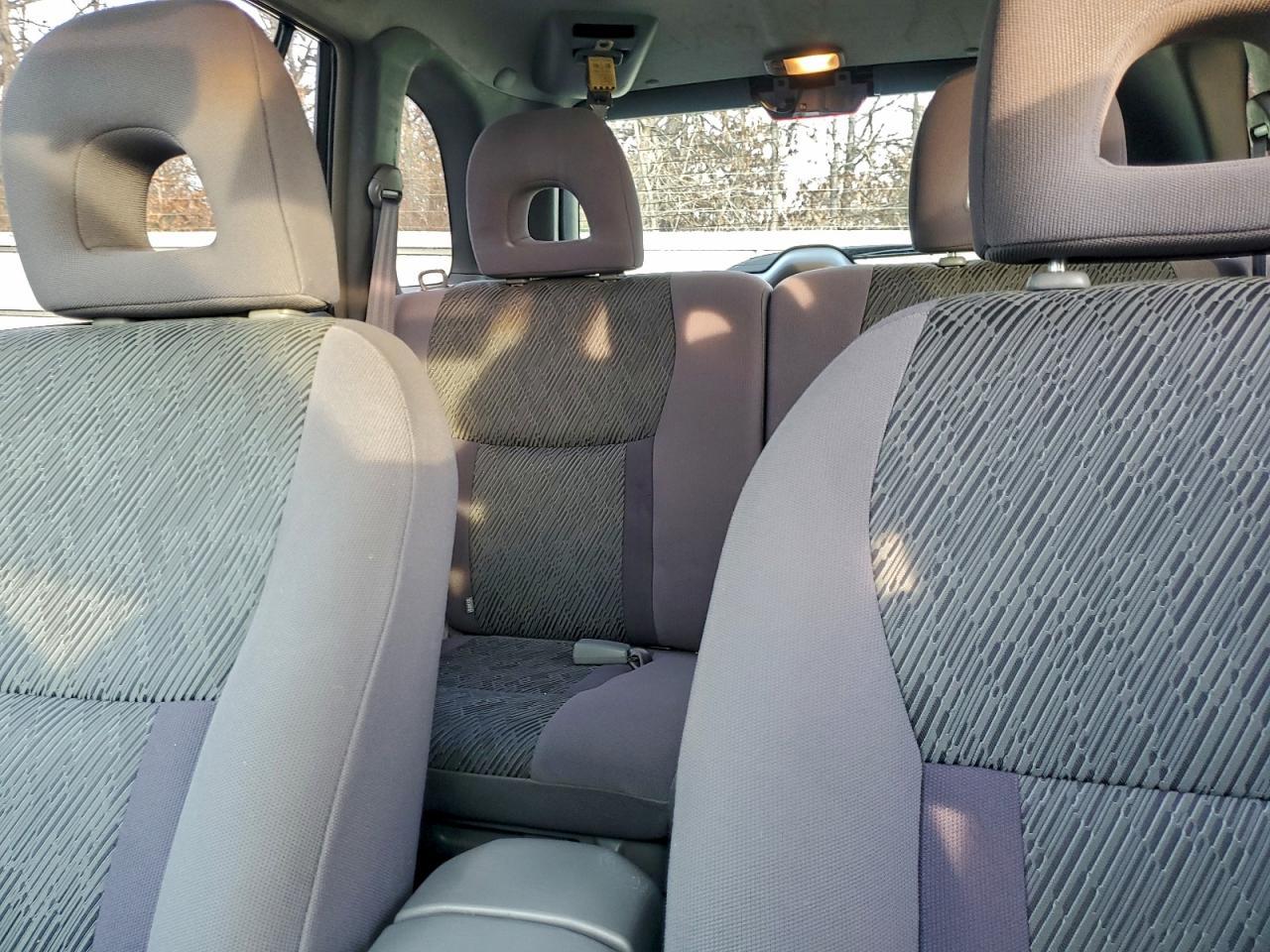 2002 TOYOTA RAV4