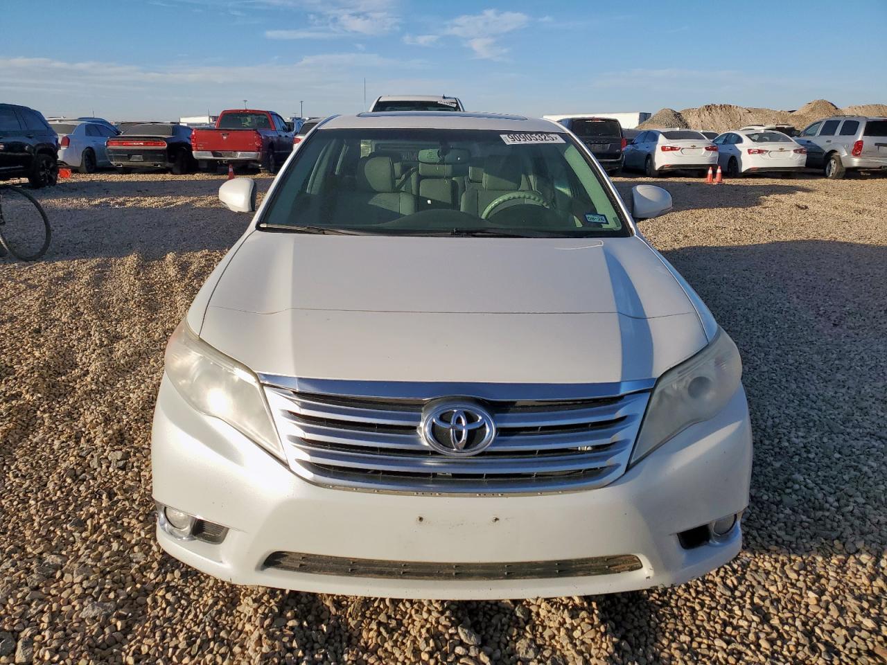 2012 TOYOTA Avalon