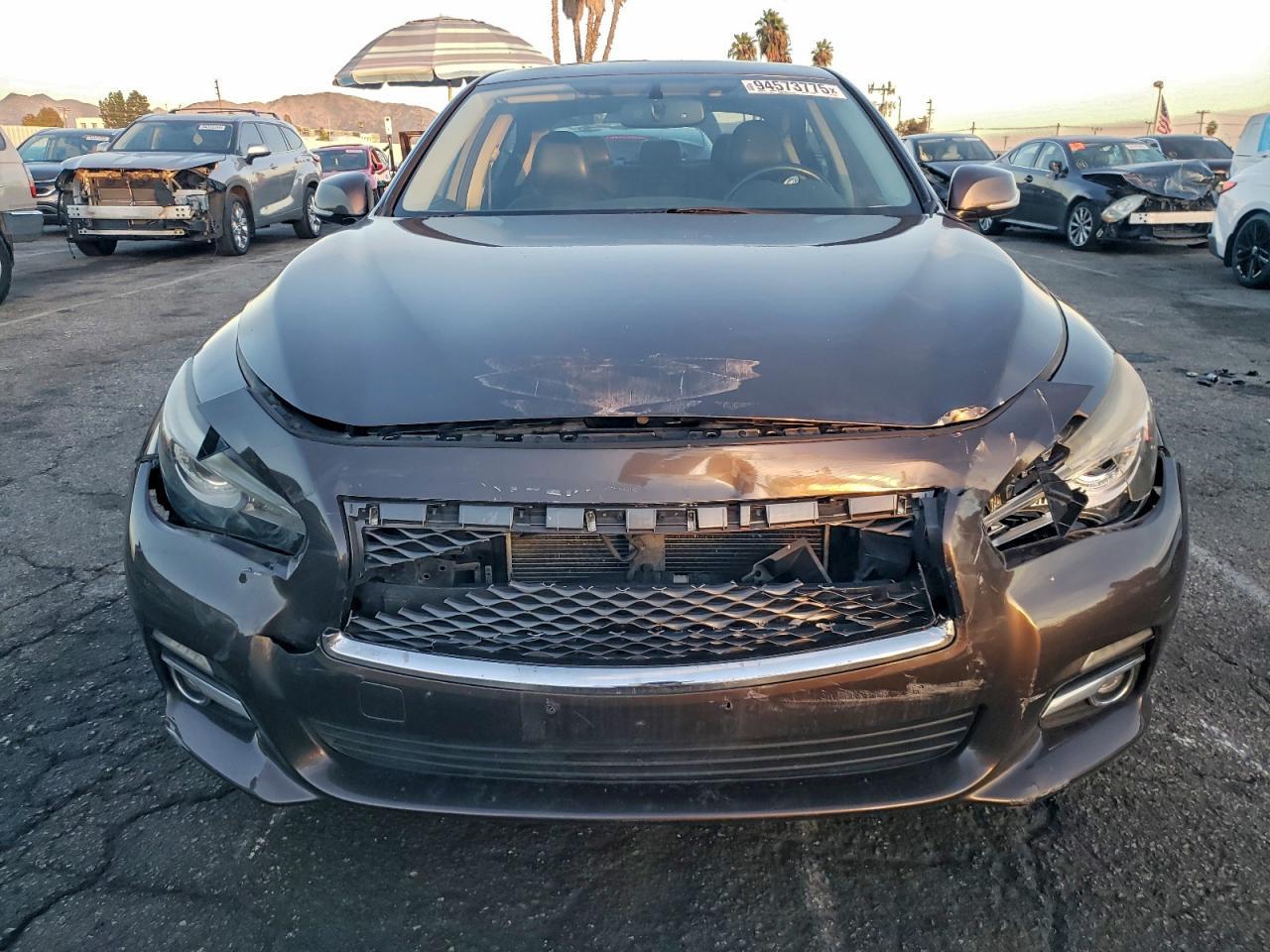 2016 INFINITI Q50
