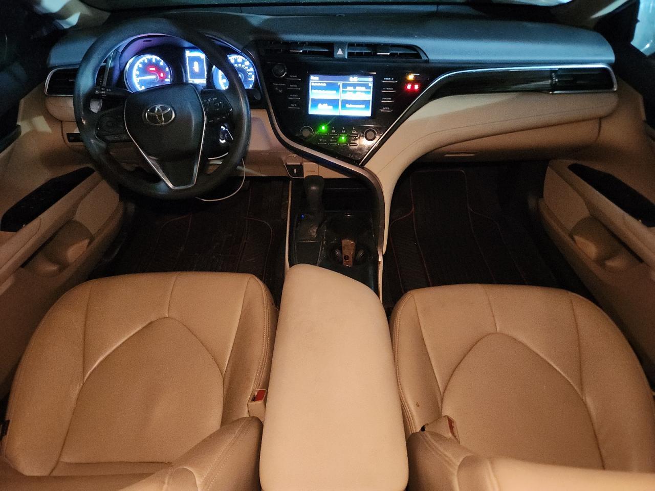 2018 TOYOTA CAMRY