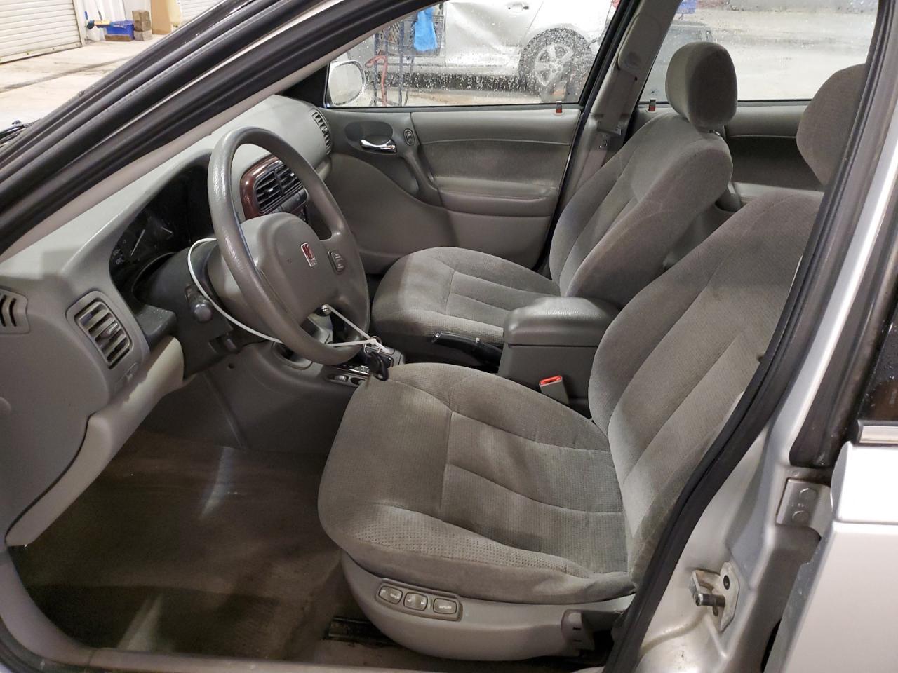 2002 SATURN Lw200