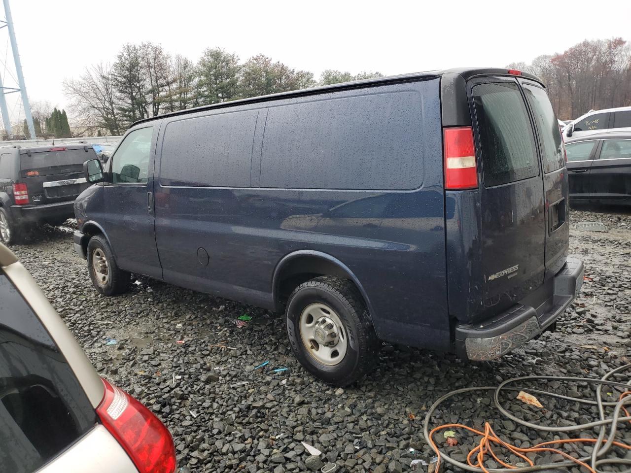 2013 CHEVROLET EXPRESS 2500