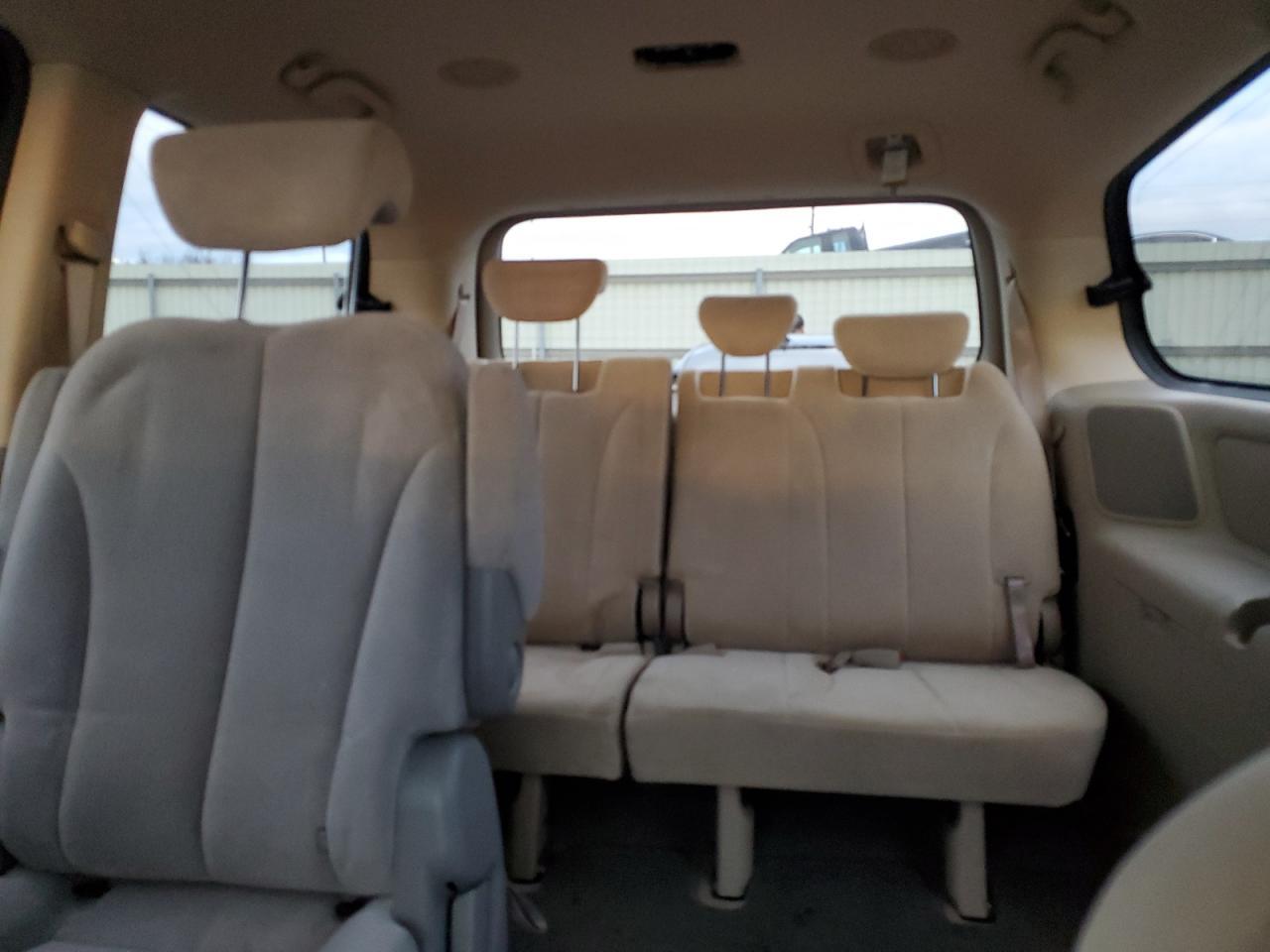 2008 KIA SEDONA