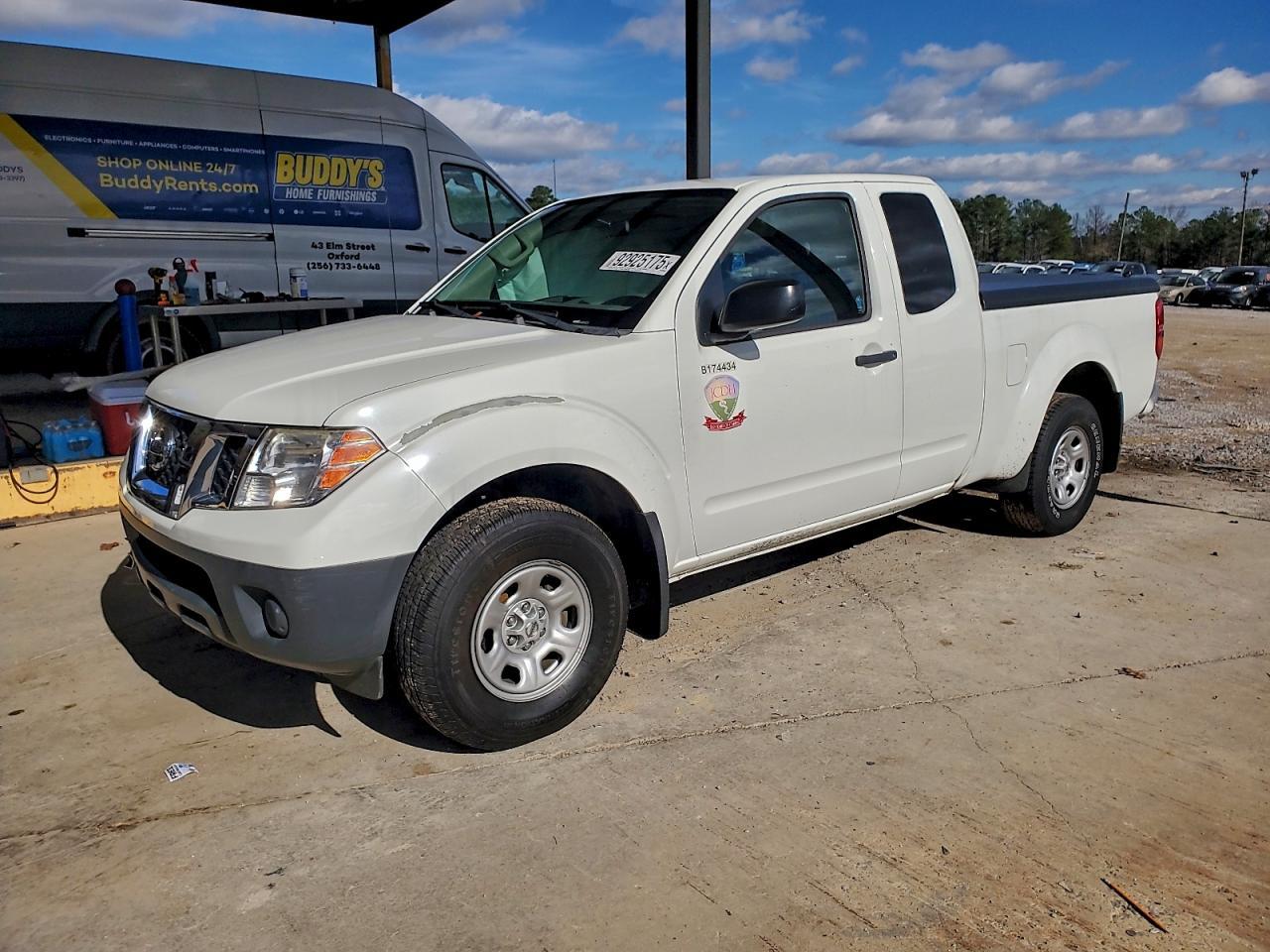 2017 NISSAN Frontier