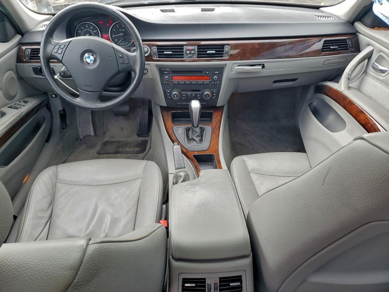 2011 BMW 3 SERIES