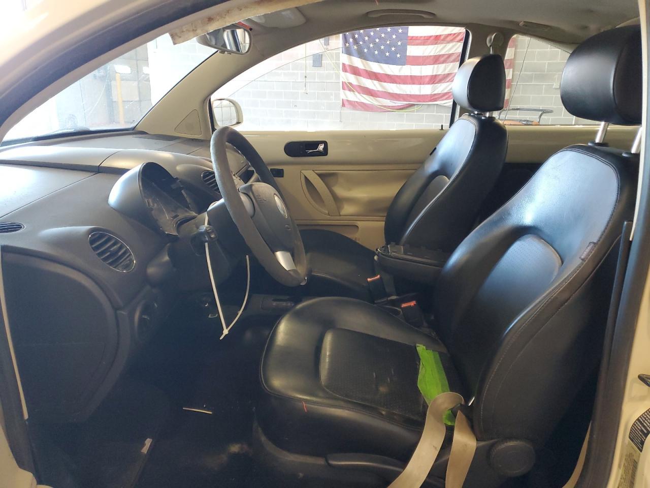 2006 VOLKSWAGEN Beetle