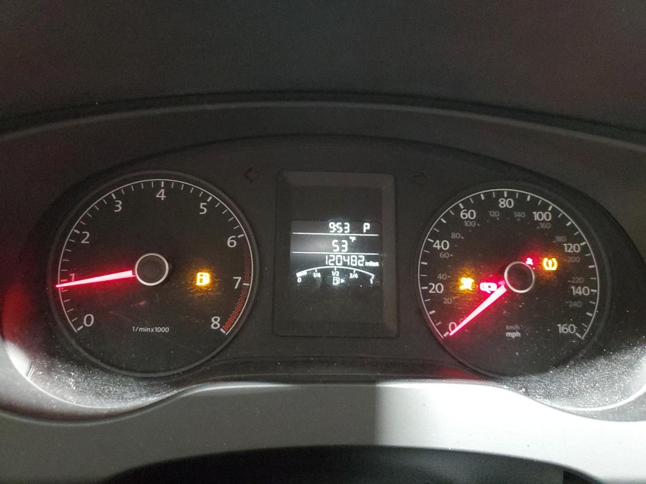 2011 VOLKSWAGEN JETTA