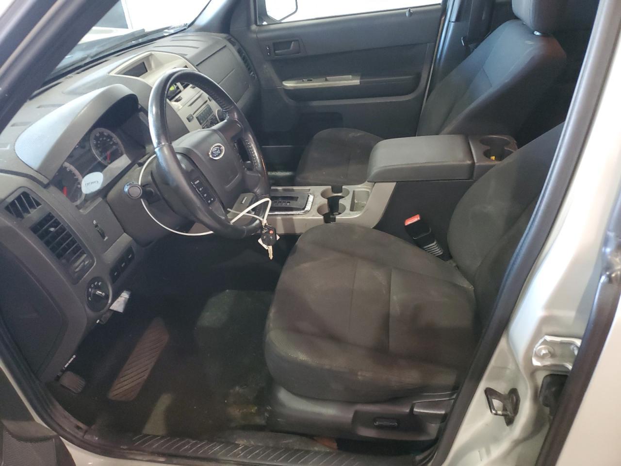 2009 FORD ESCAPE