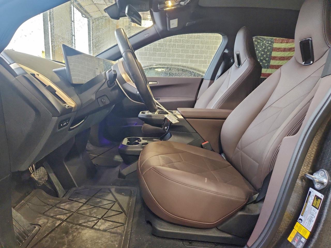 2024 BMW iX