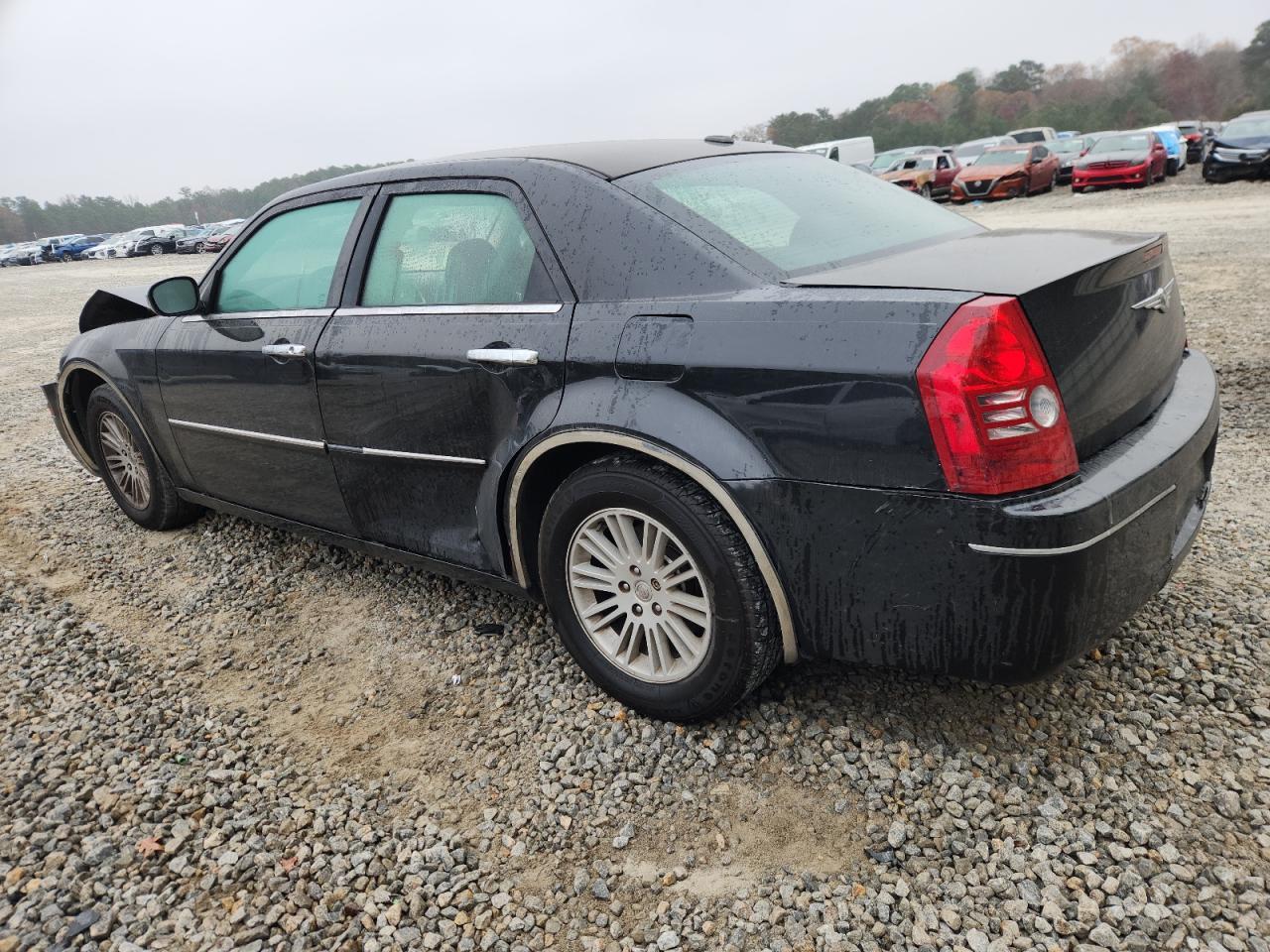 2010 CHRYSLER 300