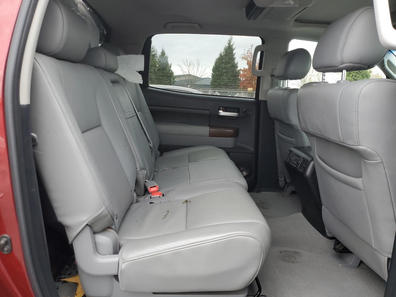 2010 TOYOTA TUNDRA